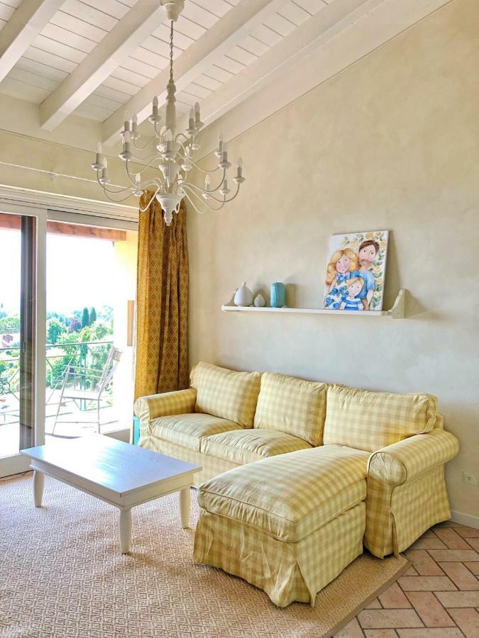 Alice'S Nest-Lake View House Padenghe sul Garda Ngoại thất bức ảnh